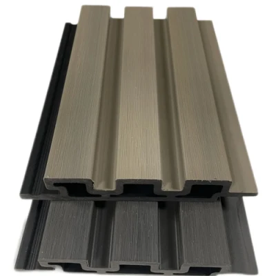 Panneau de mur de matériau de construction de panneau de mousse de PVC de platelage extérieur de platelage en bois en plastique de peau solide